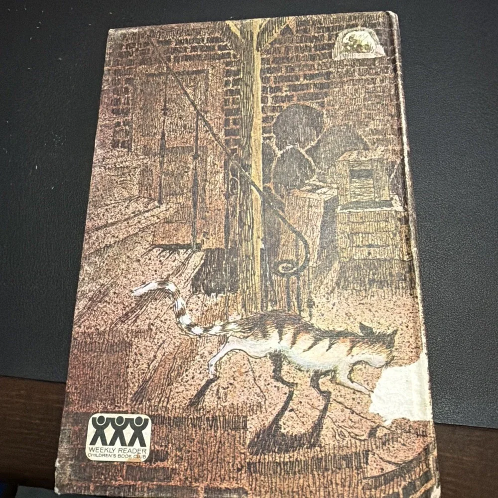 THE MYSTERIOUS BENDER BONES SUSAN MEYERS HC 1970 WEEKLY READER!